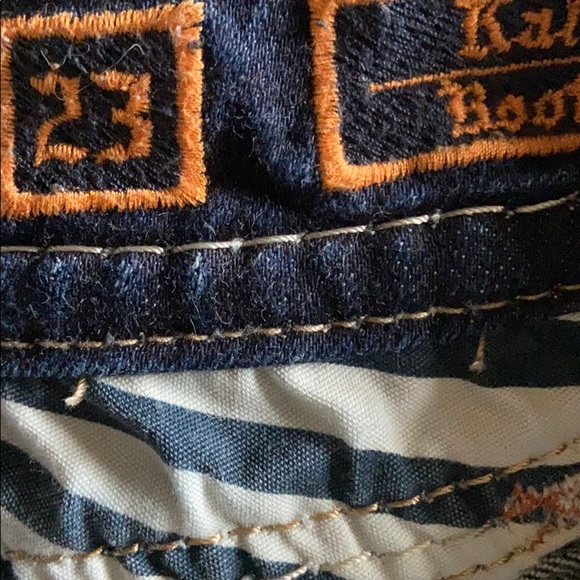 Size 23 Boot cut Rock Revival Jeans. - Picture 8 of 8